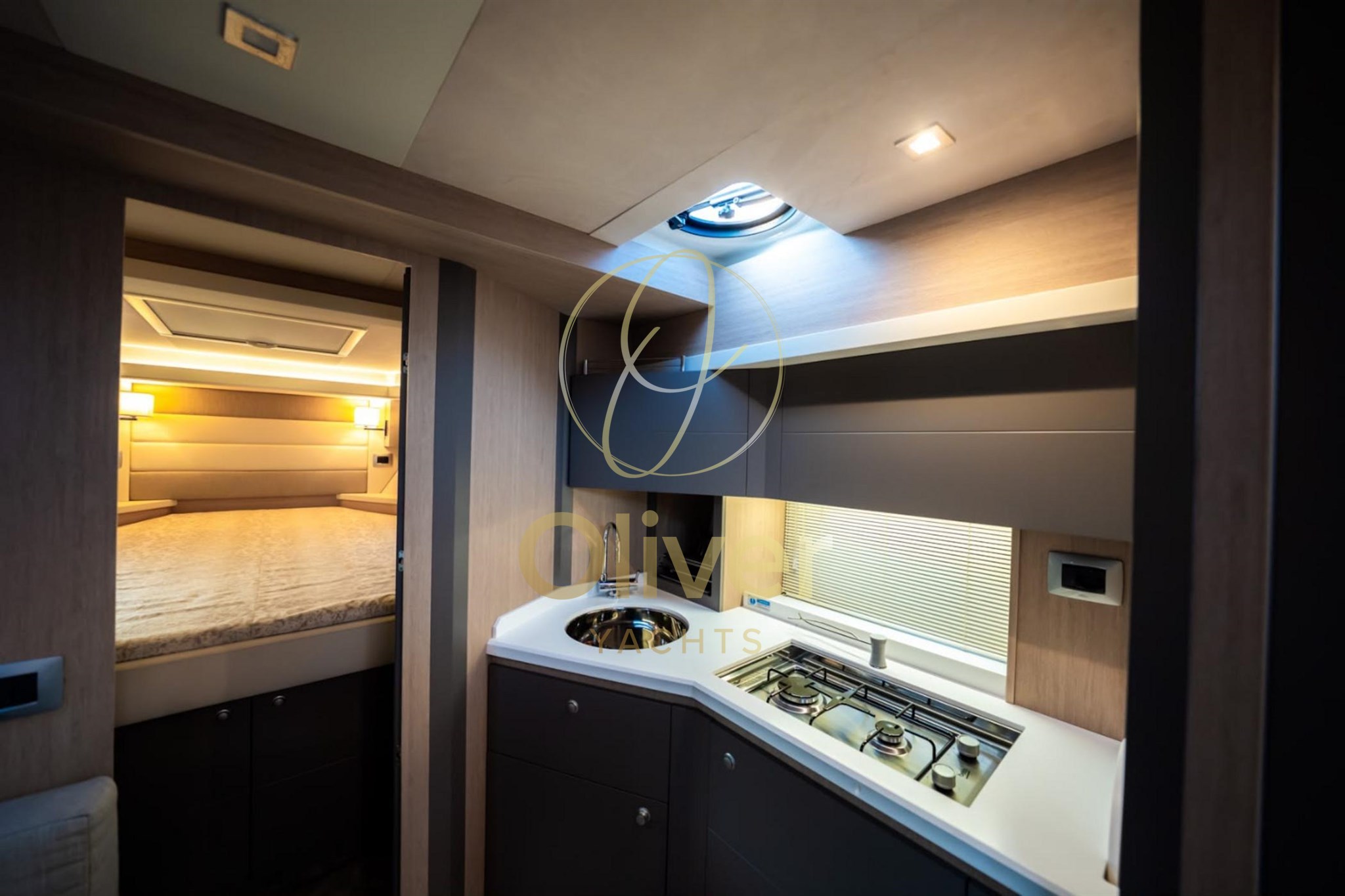 26 Galley Sink and Cooker