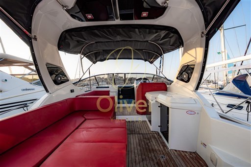 14 Cockpit Lounge Sunbed
