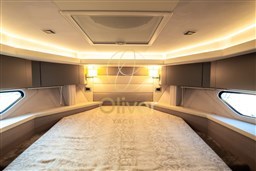 30 Master Cabin Double Bed