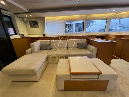 18 Salon