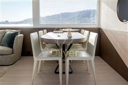 12 Dining Area