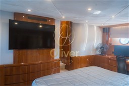 36 Master Cabin