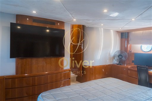 36 Master Cabin