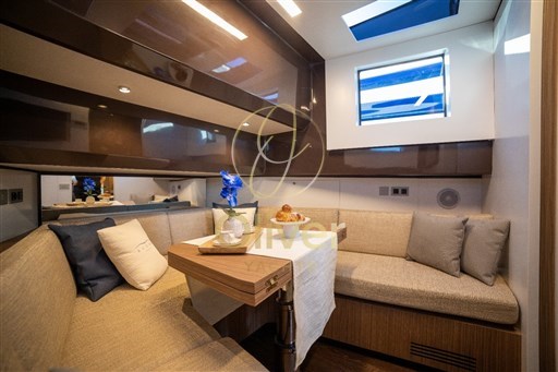 19 Dinette