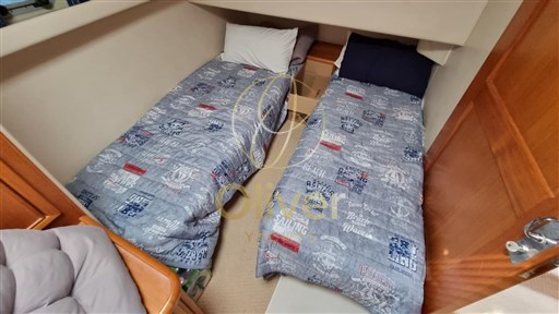 39 Double cabin