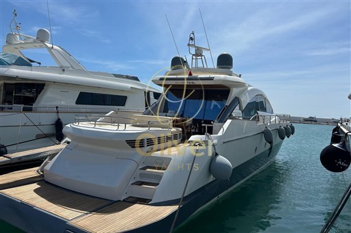 04 Exterior
