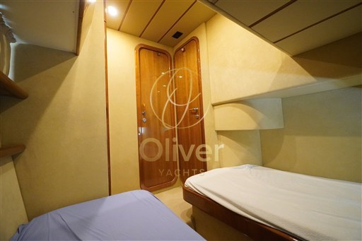 43 Double Guest Cabin 1