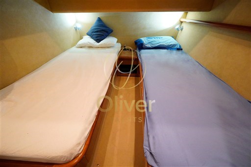 42 Double Guest Cabin 1