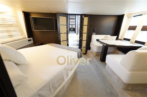 37 Master Cabin