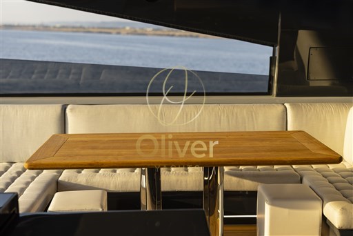 30 Lounge Area Table
