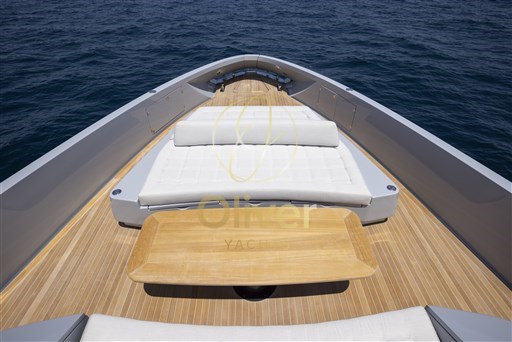 19 Foredeck Sunpad
