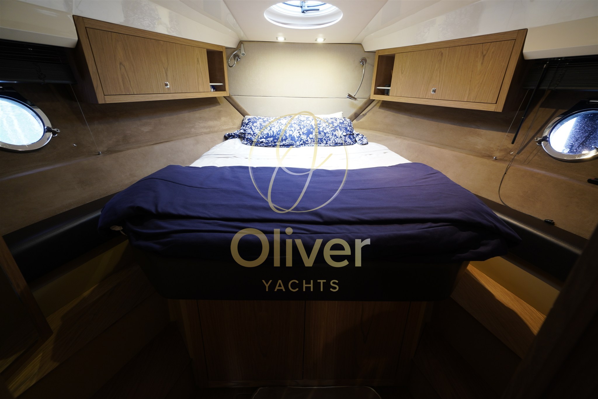 24 Master Cabin