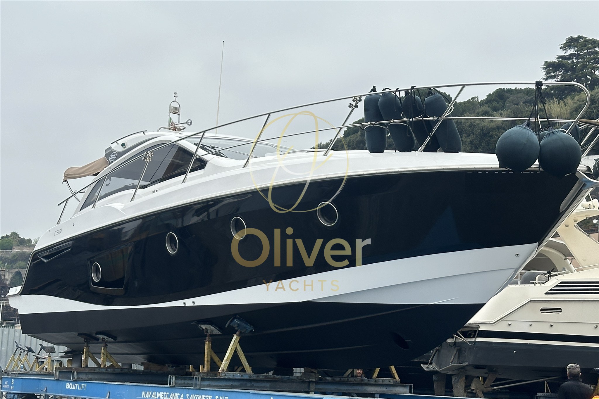 08 Exterior