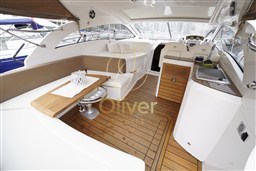 10 Cockpit