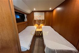 46 Guest Cabin