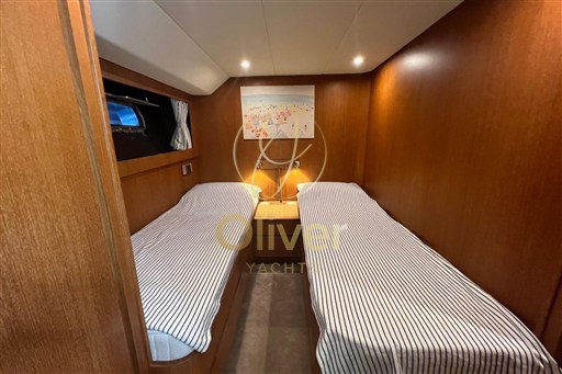 46 Guest Cabin