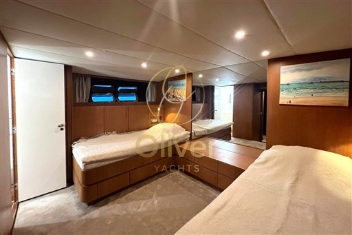 42 VIP Cabin