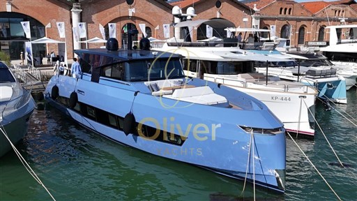 Mandayachts S07 Berlinetta