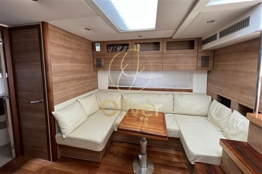 17 Dinette
