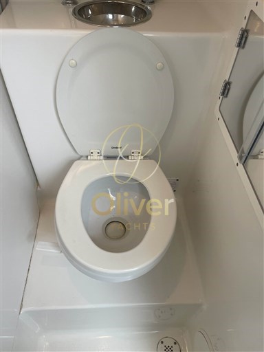 9E3C369E-E8B3-4B13-B660-B4B303E2DB83