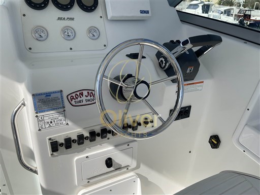 8AC57B00-E500-455C-86CF-DD70111755A2