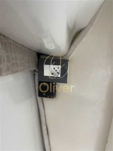 E2D2BCBC-304F-43D3-B363-09B0DCFDF9EF