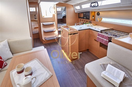 Jeanneau Sun Odyssey 410 (2)