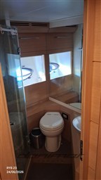 {I} Guest Bathroom
