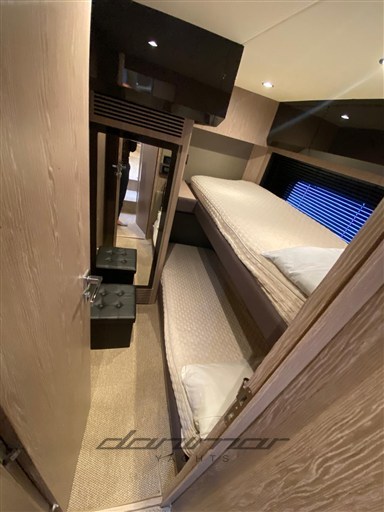{I} Guest Cabin