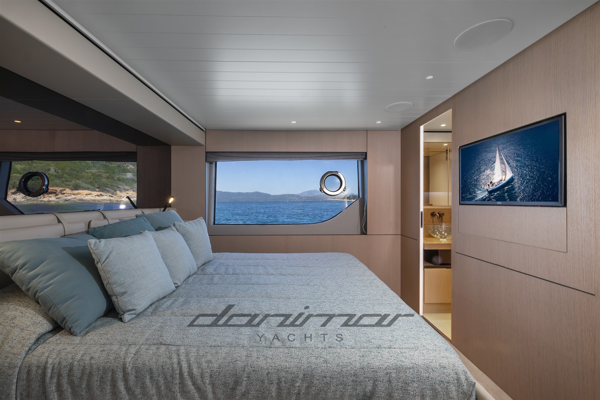 {I} Owner Cabin