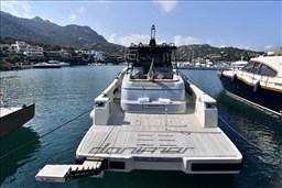 {E} Hydraulic Lifting Platform