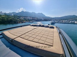 {E} Sundeck on Hard Top