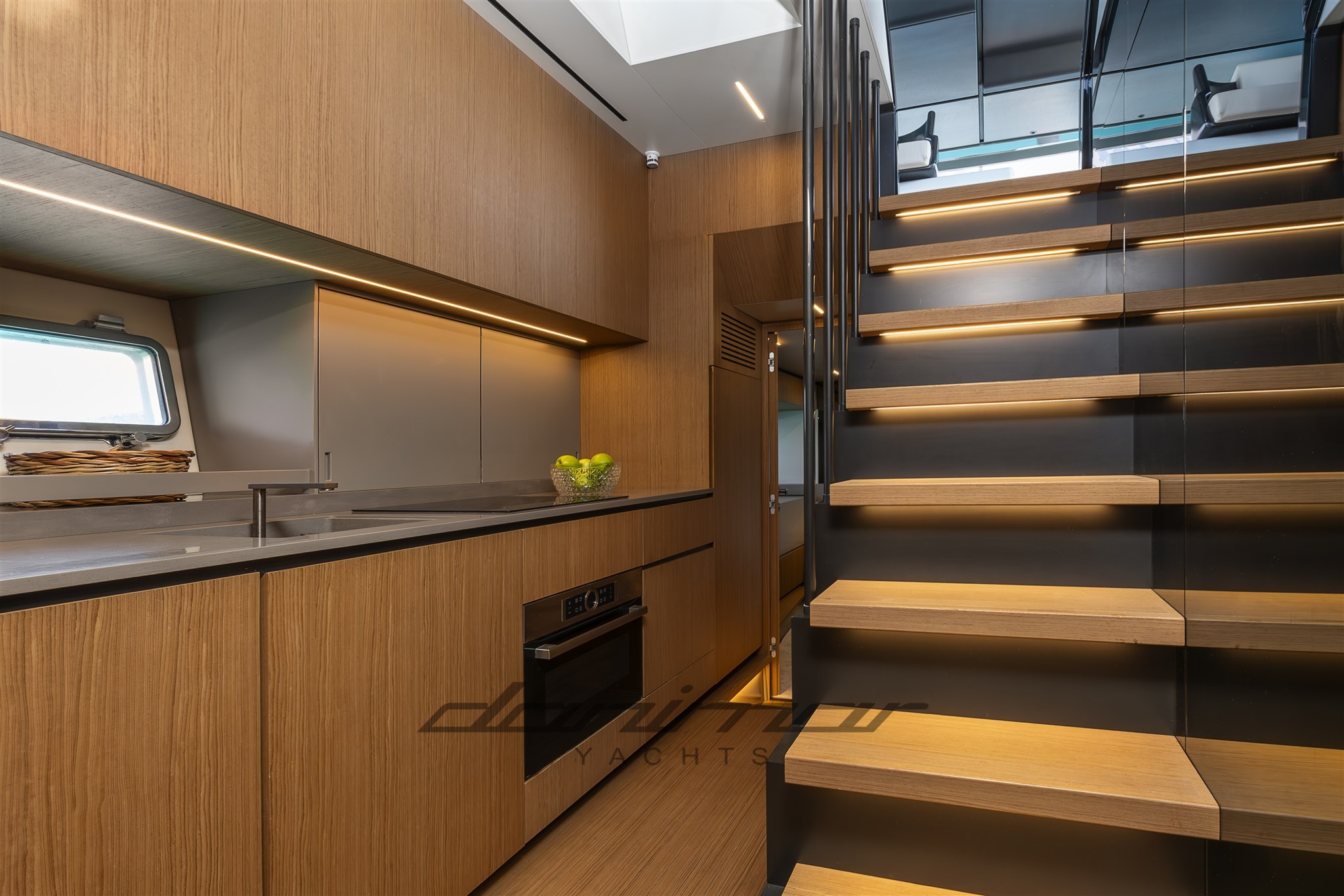 {I} Kitchen