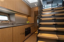 {I} Kitchen