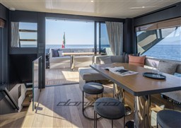 {I} Main Deck