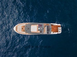 {E} View from above