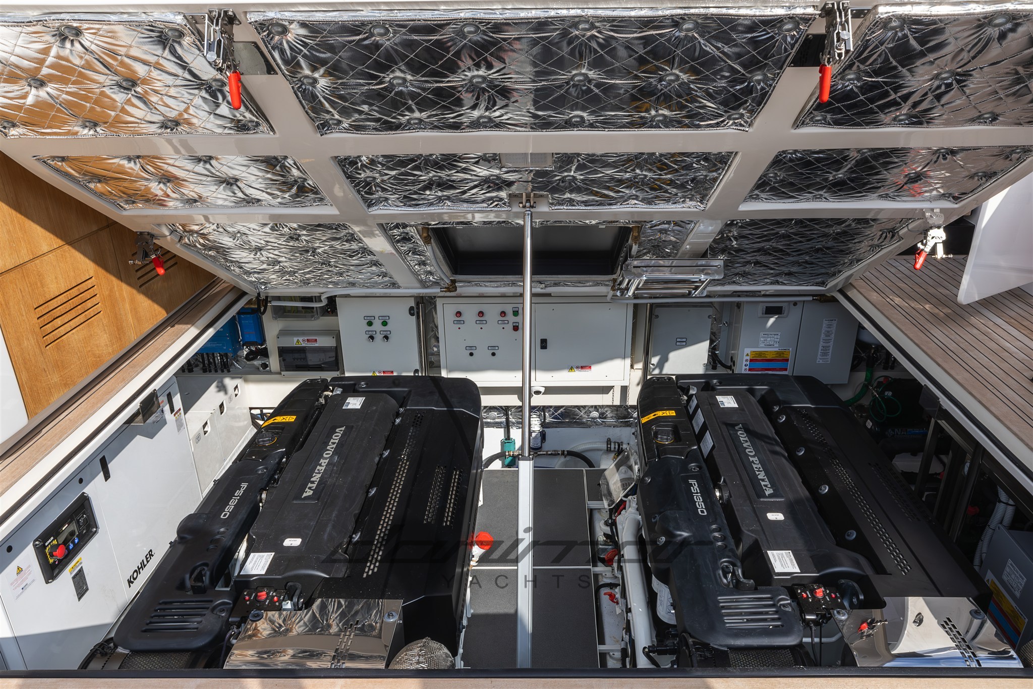 {I} Engine room