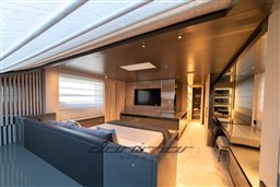 {I} Owner Cabin