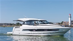 [E] Jeanneau NC37 (204-2024) (12).jpg