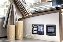 [I] Grand Sturdy 35.1 Sedan (9).jpg