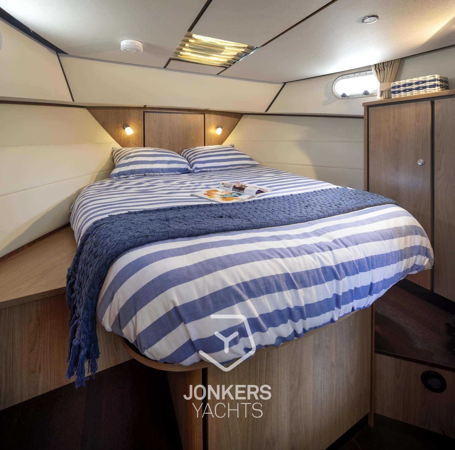 [I] linssen-grand-sturdy-35-0-sedan-int-310719-0170.jpg