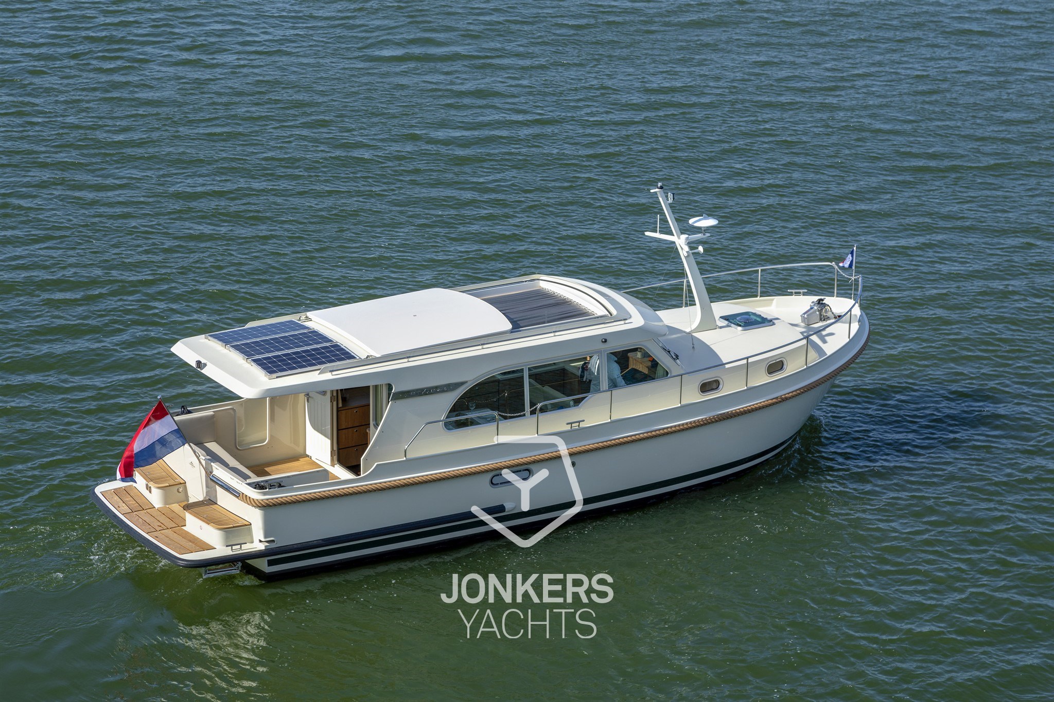 [E] linssen-grand-sturdy-35-0-sedan-_010819-089.jpg