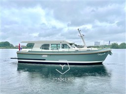 [E] Linssen Grand Sturdy 35.1 Sedan (1).jpeg