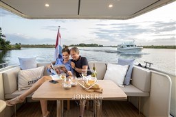 [I] linssen-grand-sturdy-35-0-sedan-300719-454.jpg