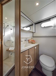 [I] linssen-grand-sturdy-40-0-ac-intero-20200707-0023.jpg