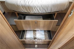 [I] linssen-grand-sturdy-40-0-ac-intero-20200713-0074.jpg