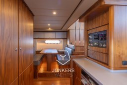 [I] Linssen Grand Sturdy 590 AC Wheelhouse (25).jpg