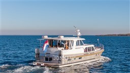 [E] Linssen Grand Sturdy 590 AC Wheelhouse (30).jpg