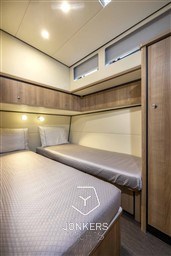 [I] linssen-55-sl-ac-variotop-int-20220927-375.jpg