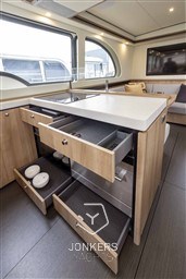 [I] linssen-55-sl-ac-variotop-int-20220927-595.jpg